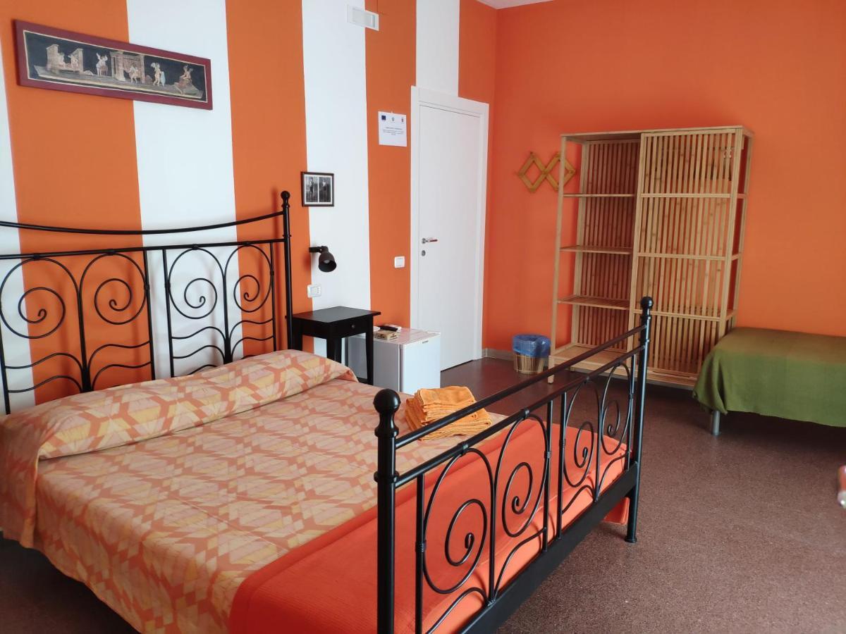 B&B De Angelis Джиноза-Марина Экстерьер фото