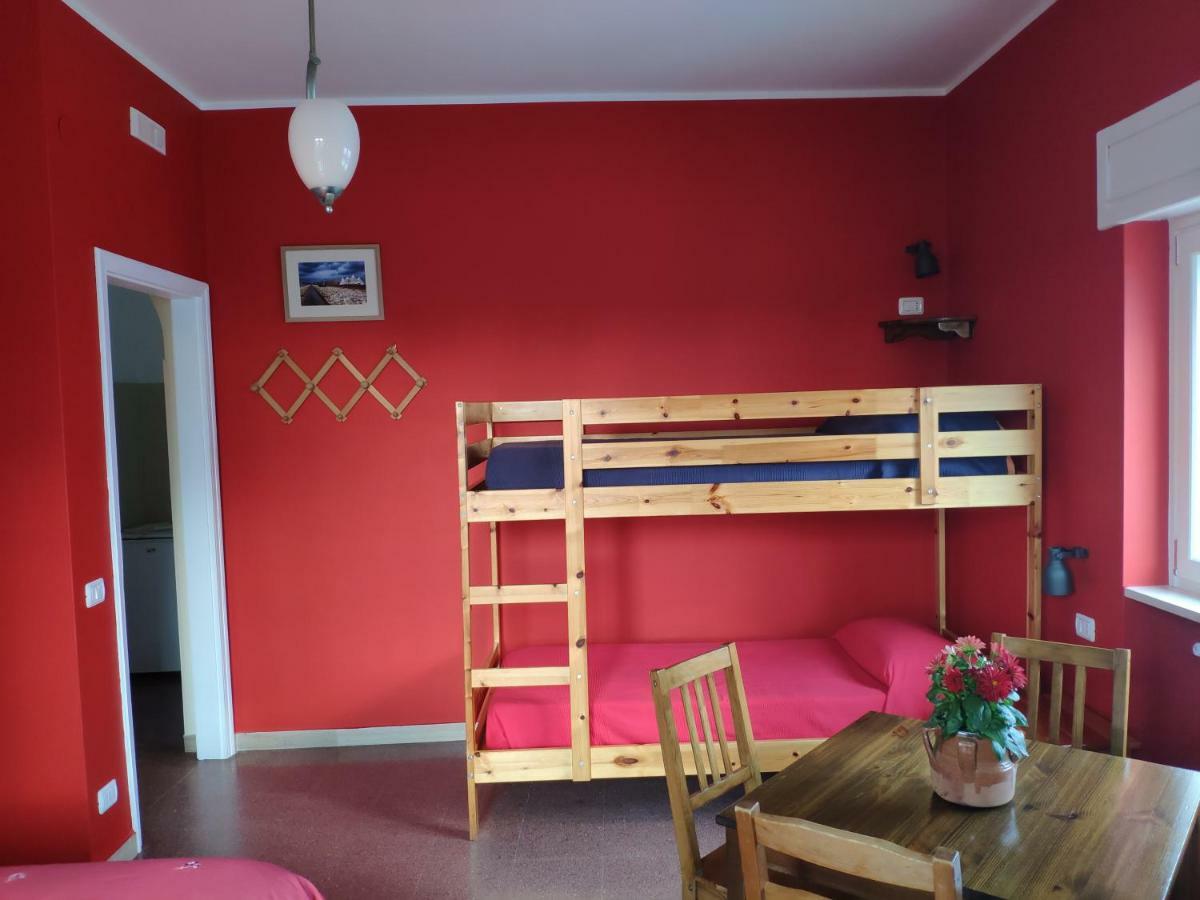 B&B De Angelis Джиноза-Марина Экстерьер фото